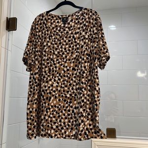 EUC Women’s Sz 2X S/S Top